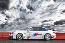 Спортивный BMW 3 серии, М3, небо, облака, вид сбоку